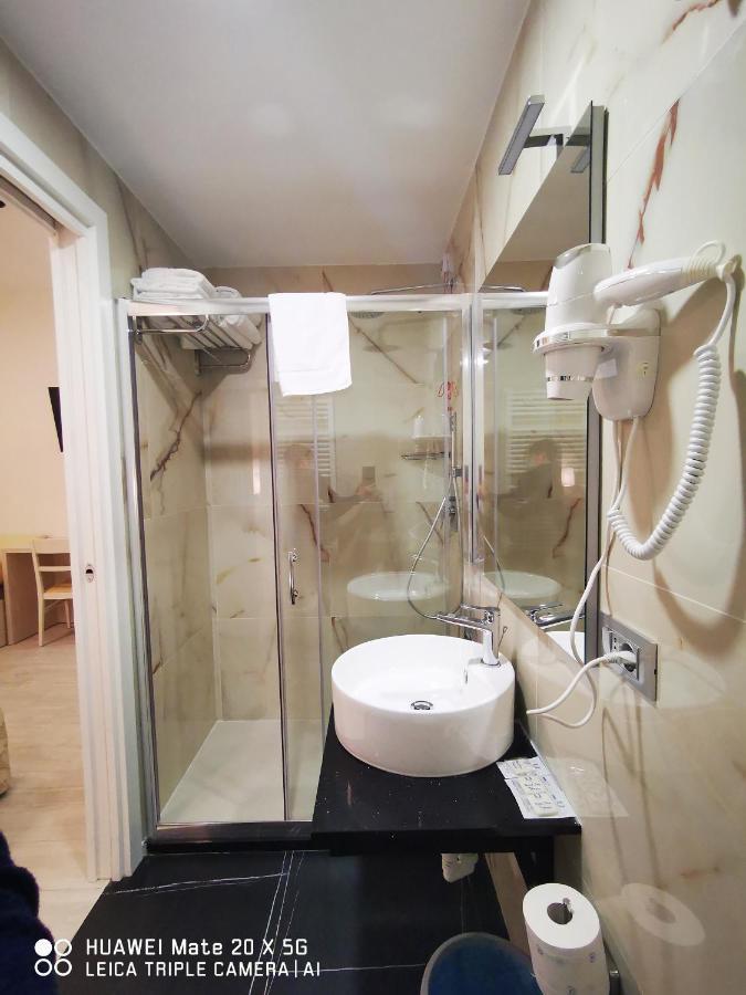 Csi Group - Hotel Metropoli ميلان المظهر الخارجي الصورة